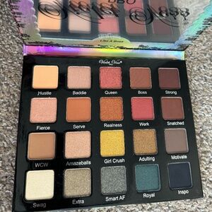 Violet Voss "Like A Boss" eyeshadow palette